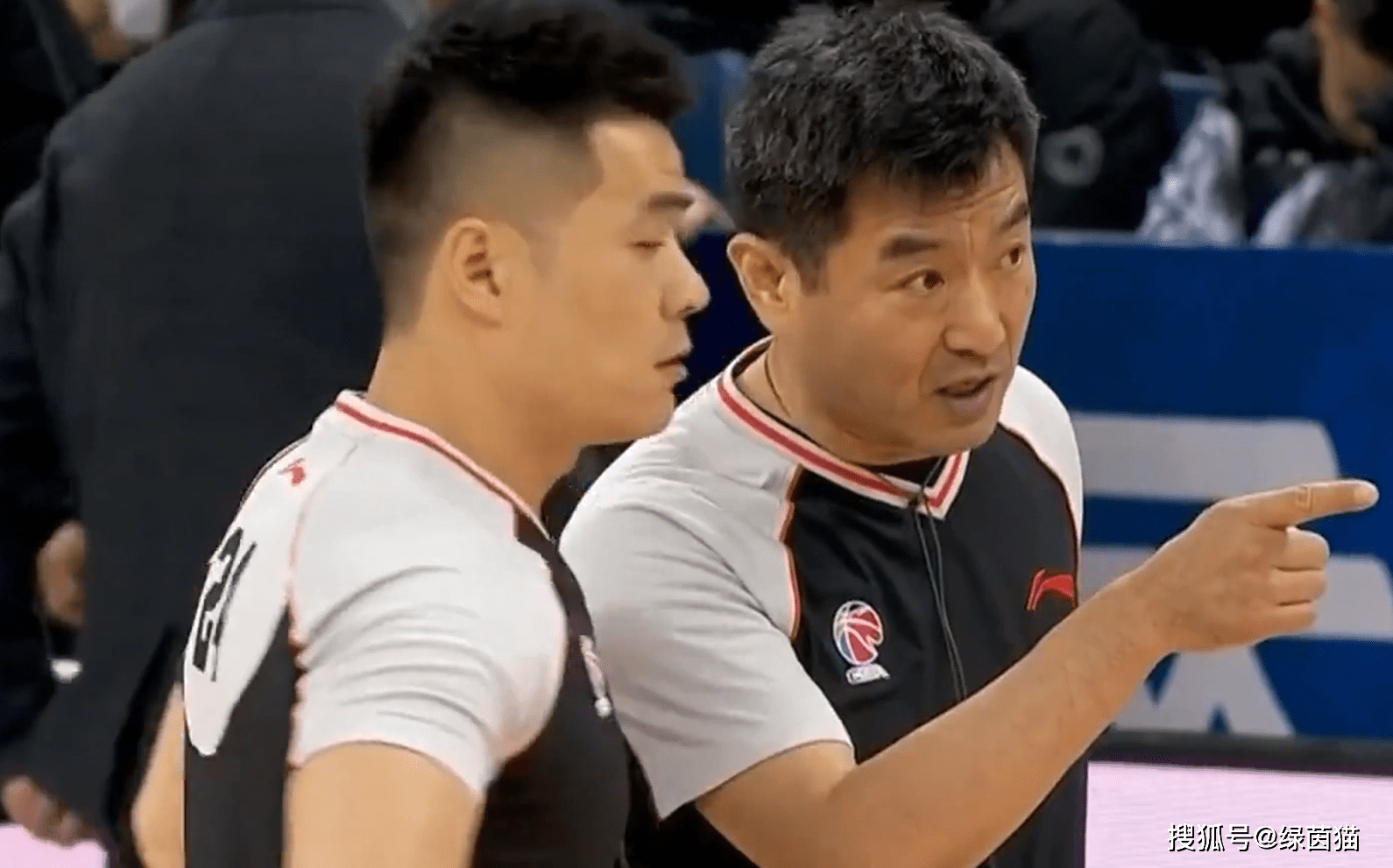 包含赛地聚焦：CBA常规赛转会期热度飙升，切尔西门线救险，震撼外界，纪律约束更严格的词条-开云网址入口