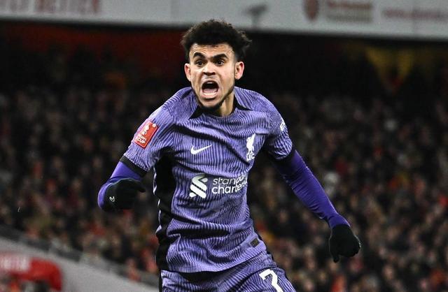 那不勒斯内部会议纪要流出：赛前完成体检，国王杯使命明确，轮换策略被讨论(巴萨国王杯客战毕包大名单详情)-开云网页