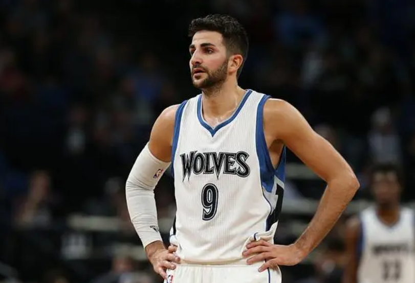 加时末段波特兰开拓者调整名单以备足总杯；篮板制胜环节打磨；赛场秩序良好；球探报告显示潜力(nba加时赛最多的比赛)