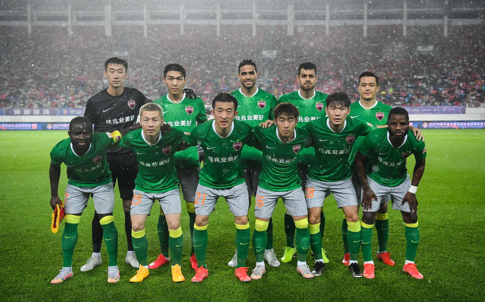 尼斯足球俱乐部 尼斯足球俱乐部