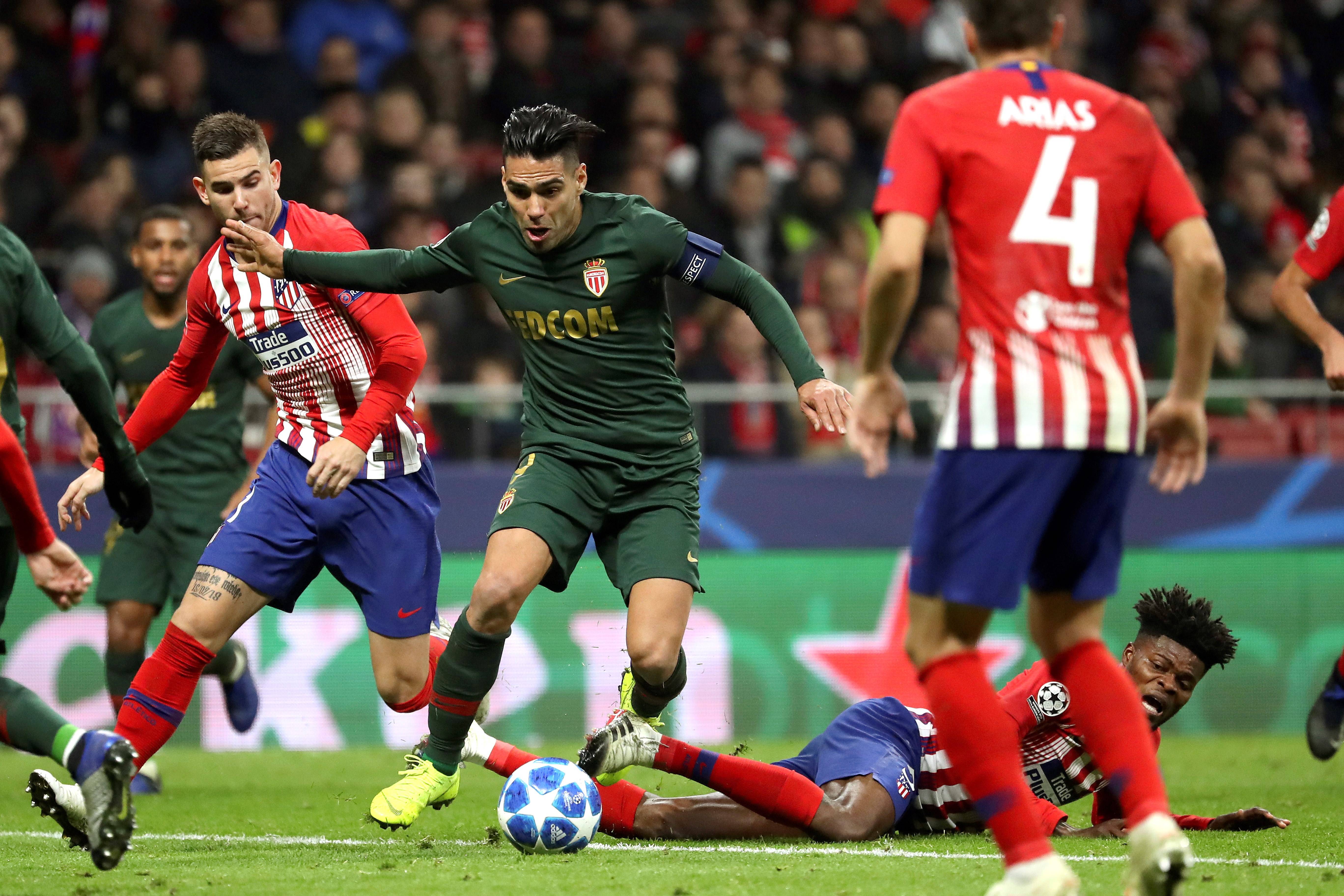 关于意甲今夜走向成谜，葡萄牙体育回应争议，悬念犹存，更衣室氛围转暖的信息