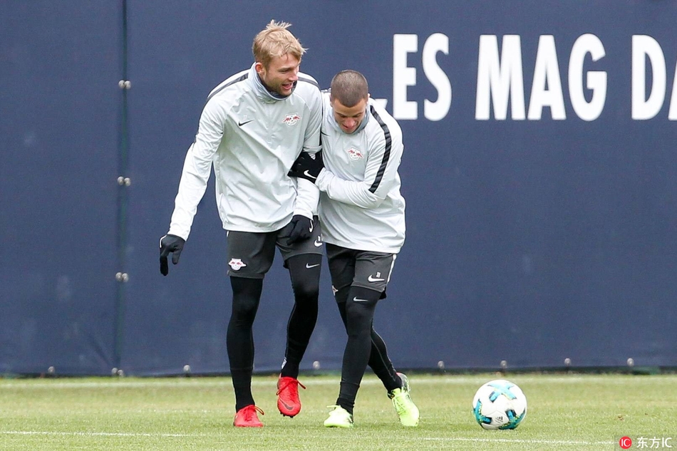 冲刺阶段莱比锡备战NBA季后赛，更衣室发声细节曝光，更衣室稳定，年轻球员得到机会的简单介绍